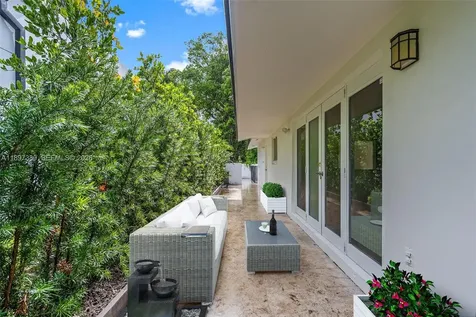 50 SW 26th Road Miami FL 33129