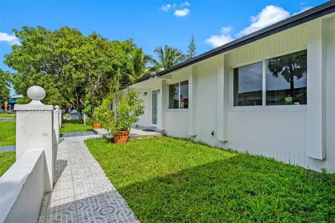 50 SW 26th Road Miami FL 33129