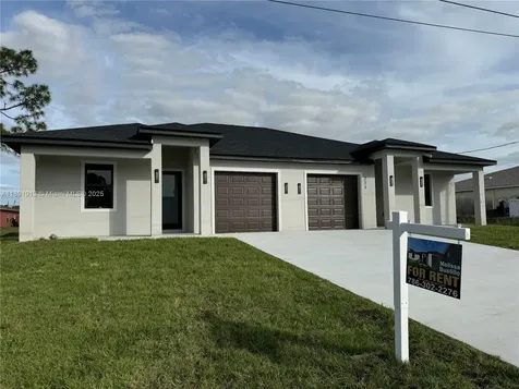 4876 30 Th Street SW Lehigh Acres FL 33973