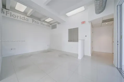 814 Ponce De Leon Boulevard Coral Gables FL 33134
