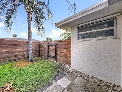 326 SW Covington Road Port St. Lucie FL 34953