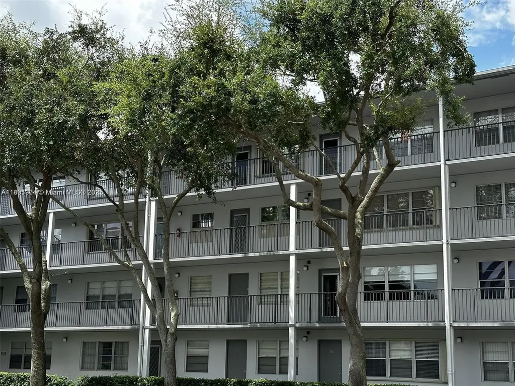 400 SW 134th Way Pembroke Pines FL 33027