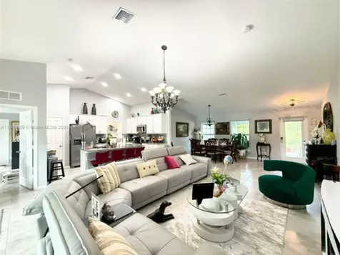4157 NW 40th Avenue Cape Coral FL 33993