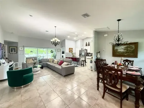 4157 NW 40th Avenue Cape Coral FL 33993
