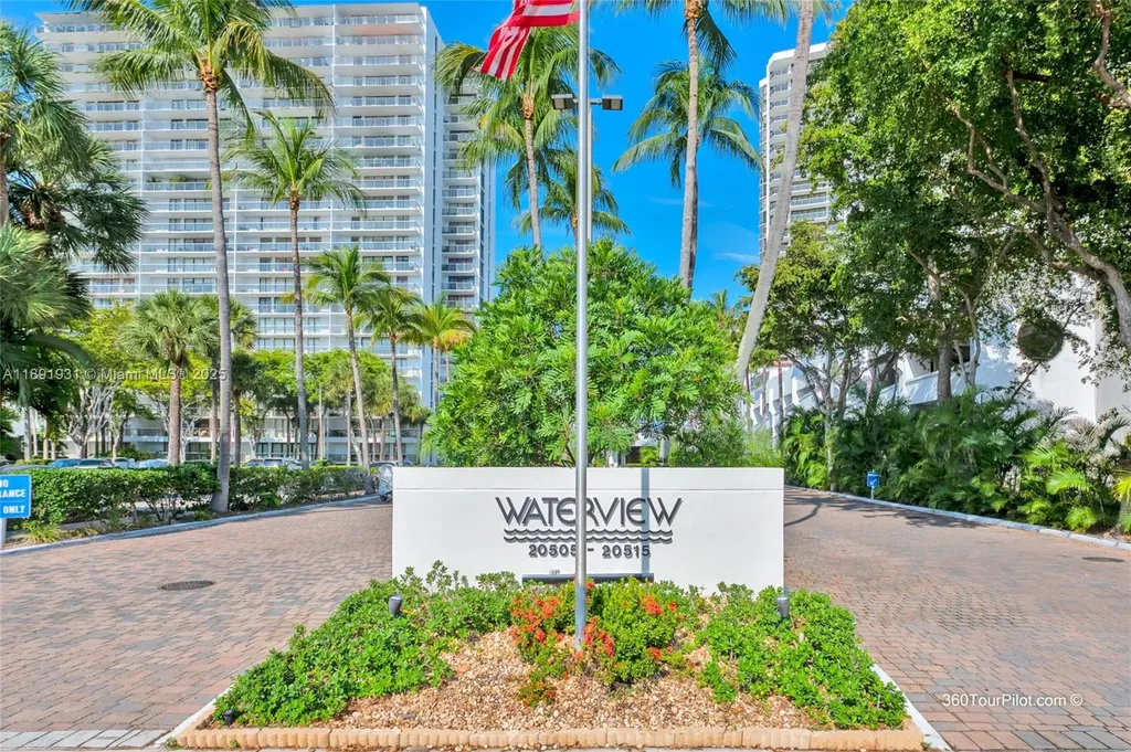 20515 E Country Club Drive Aventura FL 33180
