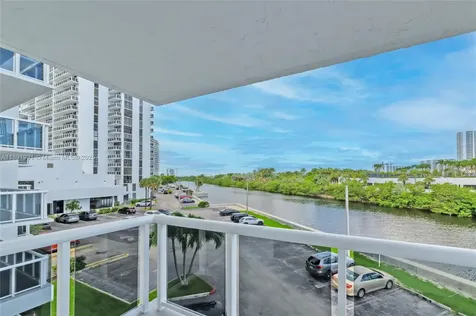 20515 E Country Club Drive Aventura FL 33180