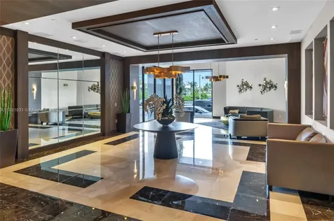 20515 E Country Club Drive Aventura FL 33180