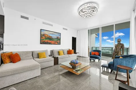 900 Biscayne Boulevard Miami FL 33132