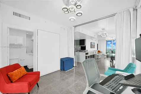 900 Biscayne Boulevard Miami FL 33132