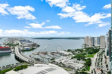 900 Biscayne Boulevard Miami FL 33132