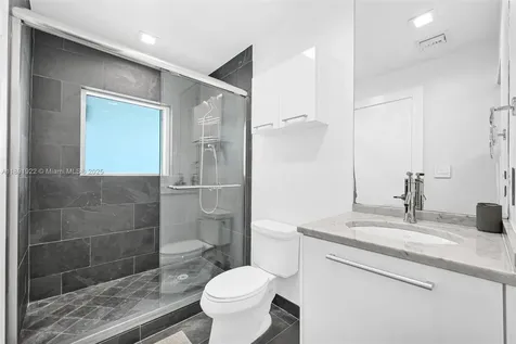 900 Biscayne Boulevard Miami FL 33132
