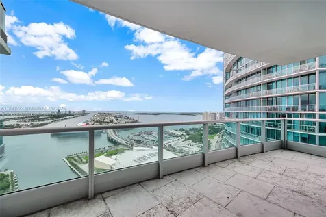 900 Biscayne Boulevard Miami FL 33132