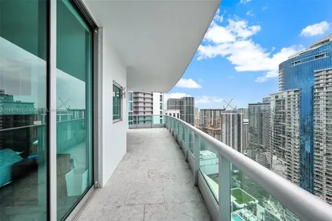 900 Biscayne Boulevard Miami FL 33132