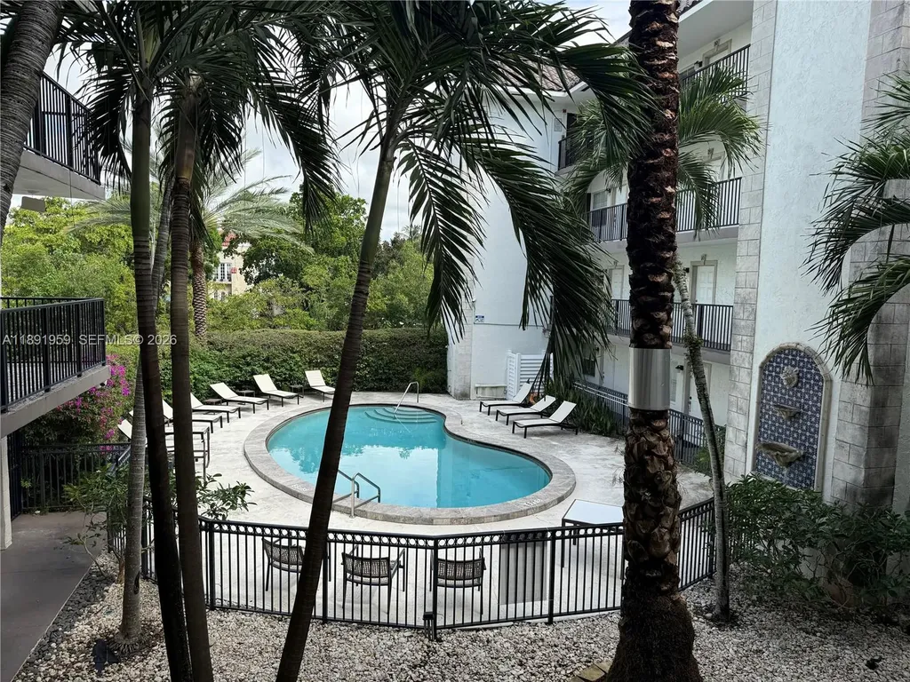 924 SE 2nd Street Fort Lauderdale FL 33301
