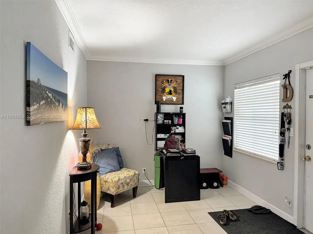 924 SE 2nd Street Fort Lauderdale FL 33301