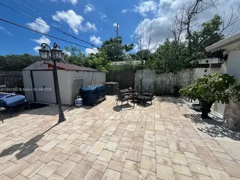 198 E Browning Drive West Palm Beach FL 33406