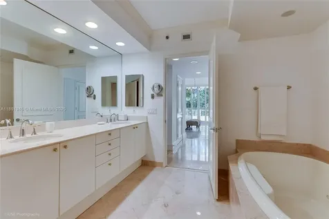 791 Crandon Boulevard Key Biscayne FL 33149