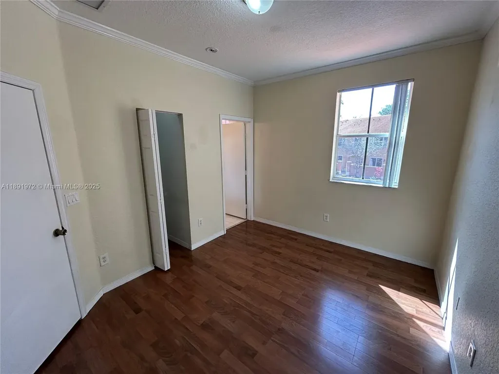 2279 Anchor Court Fort Lauderdale FL 33312