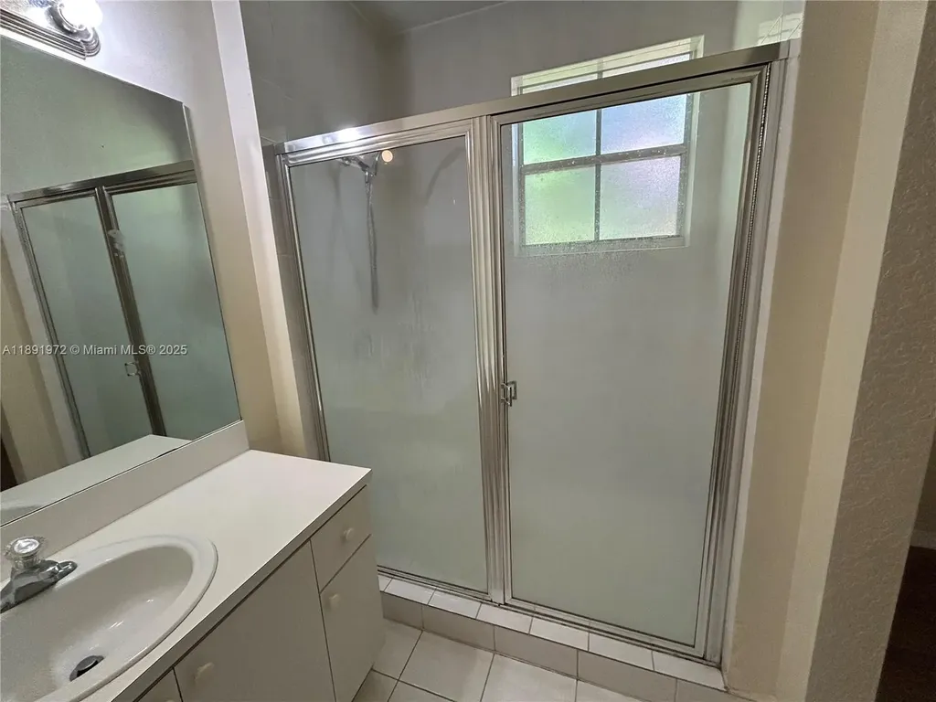 2279 Anchor Court Fort Lauderdale FL 33312