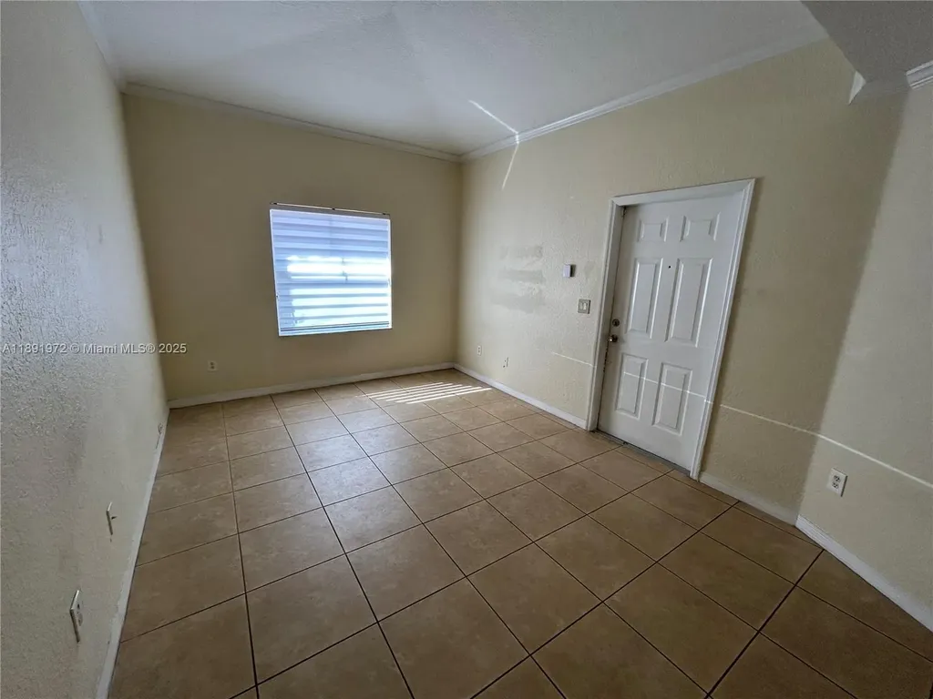 2279 Anchor Court Fort Lauderdale FL 33312
