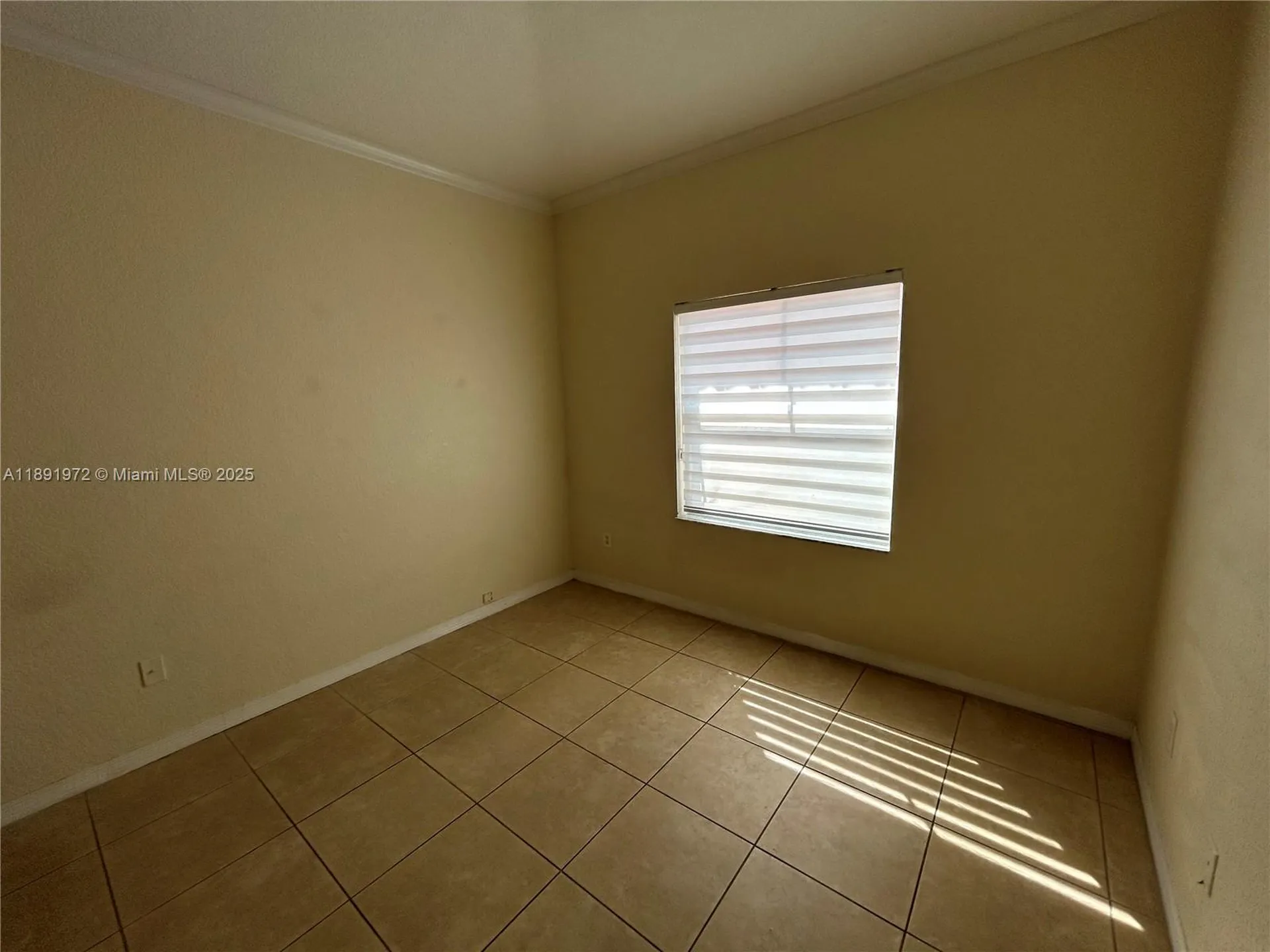 2279 Anchor Court Fort Lauderdale FL 33312