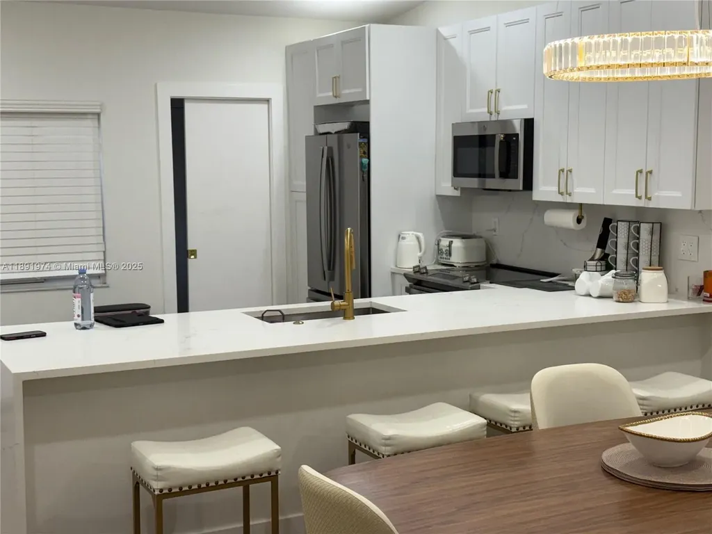 8204 Summerbreeze Lane Boca Raton FL 33496