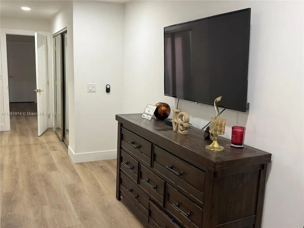 8204 Summerbreeze Lane Boca Raton FL 33496