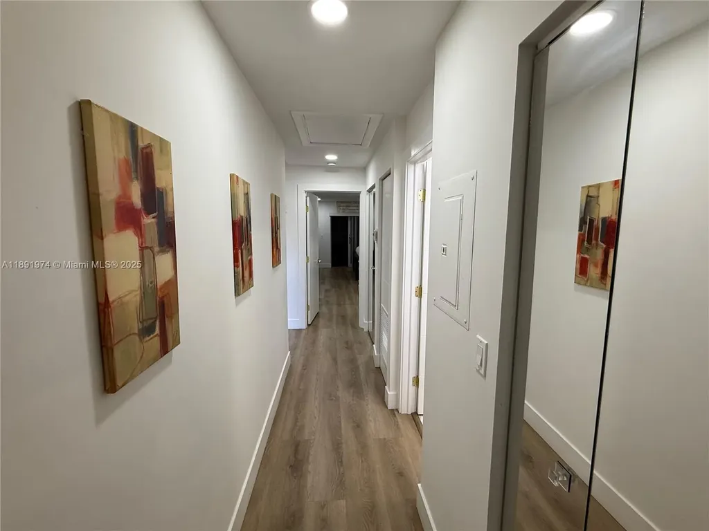 8204 Summerbreeze Lane Boca Raton FL 33496