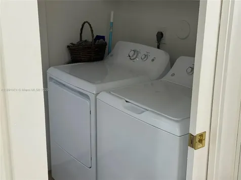 8204 Summerbreeze Lane Boca Raton FL 33496