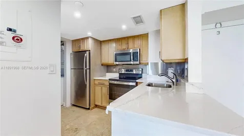 770 Claughton Island Drive Miami FL 33131