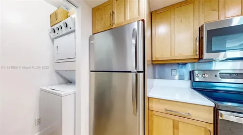 770 Claughton Island Drive Miami FL 33131
