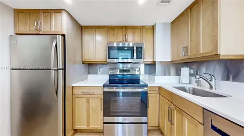 770 Claughton Island Drive Miami FL 33131