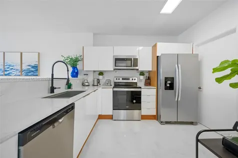 18100 N Bay Road Sunny Isles Beach FL 33160
