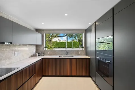 222 E Rivo Alto Drive Miami Beach FL 33139