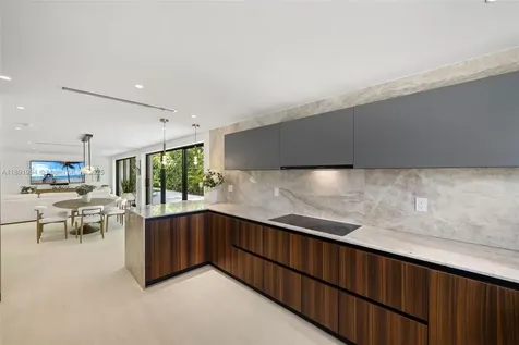 222 E Rivo Alto Drive Miami Beach FL 33139