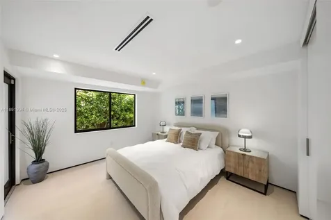222 E Rivo Alto Drive Miami Beach FL 33139