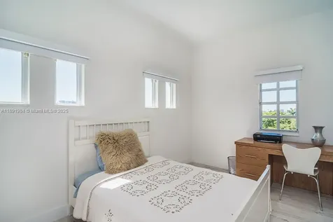 3500 Island Boulevard Aventura FL 33160
