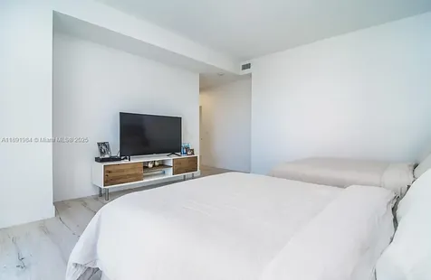 3500 Island Boulevard Aventura FL 33160