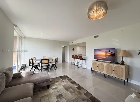 2775 NE 187th Street Aventura FL 33180