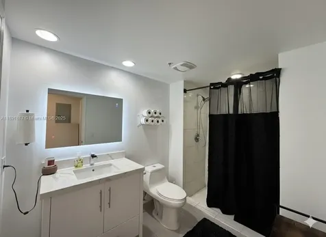 2775 NE 187th Street Aventura FL 33180