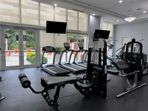 2775 NE 187th Street Aventura FL 33180