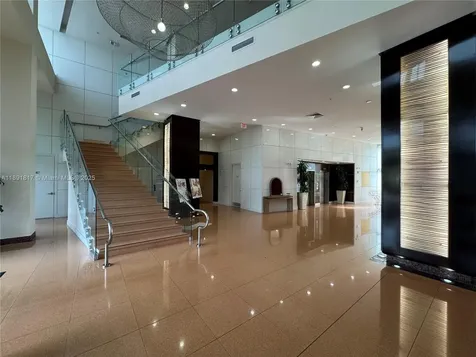 2775 NE 187th Street Aventura FL 33180