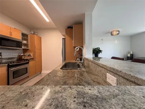2775 NE 187th Street Aventura FL 33180