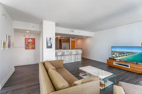 253 NE 2nd Street Miami FL 33132
