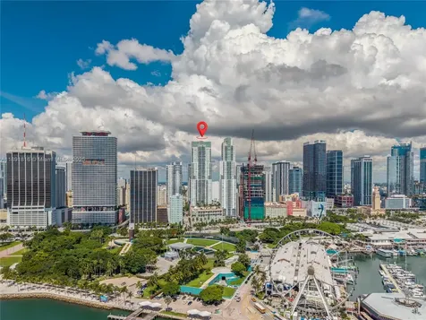 253 NE 2nd Street Miami FL 33132