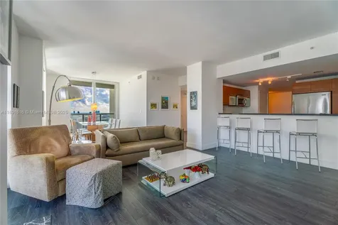 253 NE 2nd Street Miami FL 33132