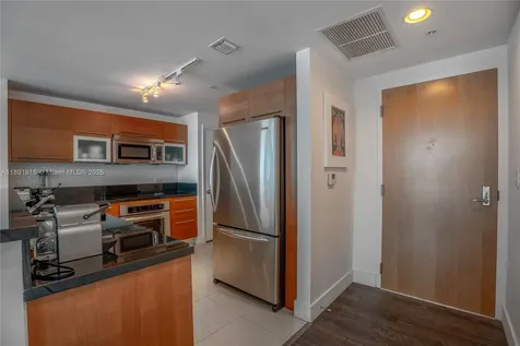 253 NE 2nd Street Miami FL 33132