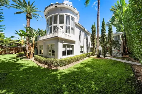 2701 N Bay Road Miami Beach FL 33140