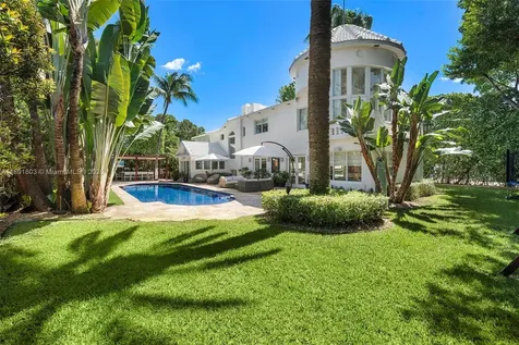 2701 N Bay Road Miami Beach FL 33140