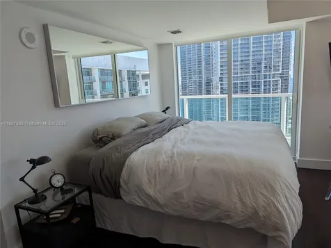 41 SE 5th Street Miami FL 33131